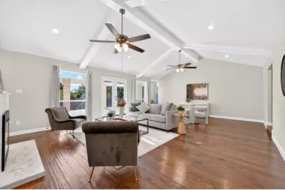 801 Highwoods Trail, Fort Worth, TX 76112 - Photo 9