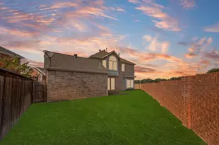 8300 Charleston St, Irving, TX 75063 - Photo 25