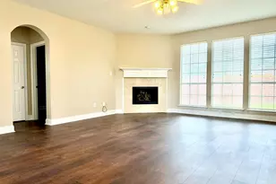 8300 Charleston St, Irving, TX 75063 - Photo 17