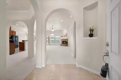 200 Arrowhead Drive, Burleson, TX 76028 - Photo 5