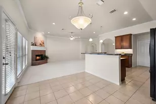 200 Arrowhead Dr, Burleson, TX 76028 - Photo 11