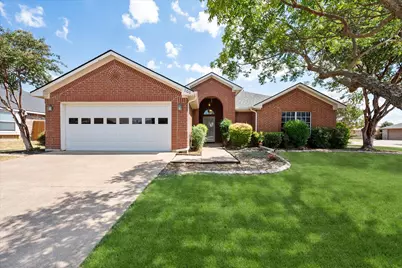 200 Arrowhead Drive, Burleson, TX 76028 - Photo 27