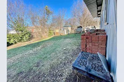 209 N Bowie Street, Jacksboro, TX 76458 - Photo 27
