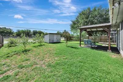 509 Birch Street, Crowley, TX 76036 - Photo 33