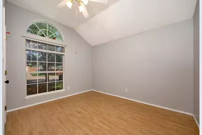 509 Birch Street, Crowley, TX 76036 - Photo 21
