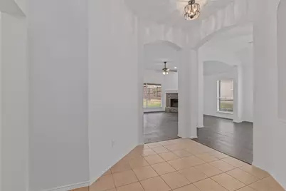 2809 Hollow Ridge Drive, Denton, TX 76210 - Photo 5