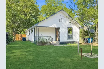 825 W Nelson Street, Denison, TX 75020 - Photo 1