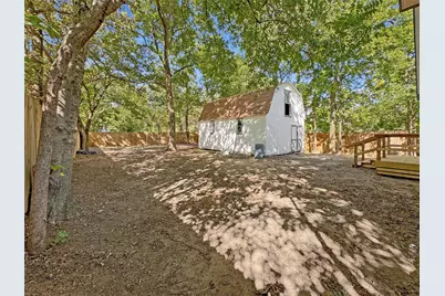 825 W Nelson Street, Denison, TX 75020 - Photo 27