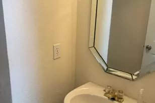 1115 Avatar Dr, Grand Prairie, TX 75052 - Photo 9