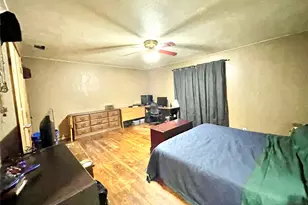 209 N Bowie St, Jacksboro, TX 76458 - Photo 9