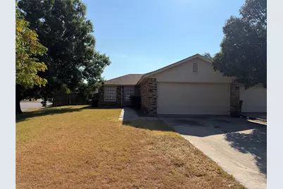 7551 Boxwood Court, Fort Worth, TX 76133 - Photo 1