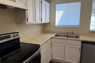 7551 Boxwood Ct, Fort Worth, TX 76133 - Photo 5
