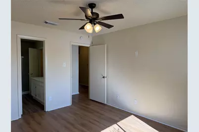 7551 Boxwood Court, Fort Worth, TX 76133 - Photo 9