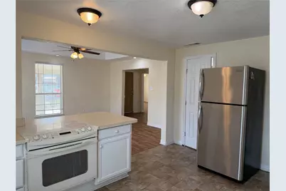 1402 N Commerce Street, Fort Worth, TX 76164 - Photo 7