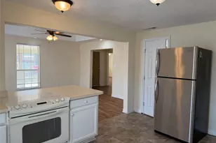 1402 N Commerce St, Fort Worth, TX 76164 - Photo 7