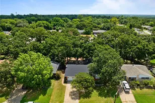 1813 Barron Ln, Fort Worth, TX 76112 - Photo 33