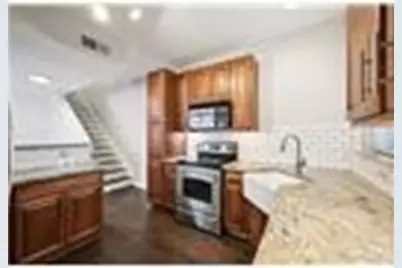 1049 Colonial Drive, Coppell, TX 75019 - Photo 5