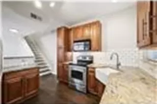 1049 Colonial Dr, Coppell, TX 75019 - Photo 5