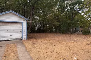 8445 Tackett St, Dallas, TX 75217 - Photo 13