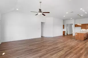 2900 Long Slope Rd, Arlington, TX 76001 - Photo 11
