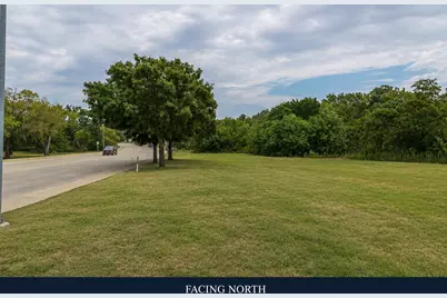 525 Westpark Way, Euless, TX 76040 - Photo 3
