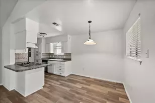 316 NW Summercrest Blvd, Burleson, TX 76028 - Photo 7
