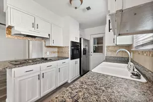 316 NW Summercrest Blvd, Burleson, TX 76028 - Photo 9