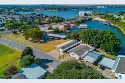 201 Brazos Harbor Drive, Granbury, TX 76048 - Photo 5