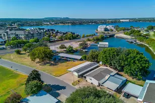 201 Brazos Harbor Dr, Granbury, TX 76048 - Photo 5