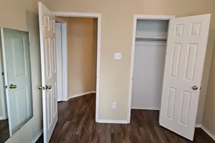 1237 Denise Ct, Lewisville, TX 75067 - Photo 21