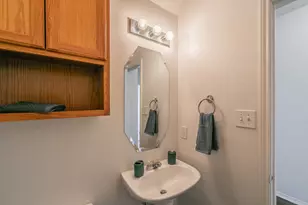 7300 Falcon Ct, North Richland Hills, TX 76180 - Photo 25