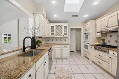 1203 Oakwood Trail, Southlake, TX 76092 - Photo 9