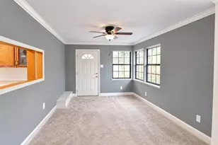 730 Valiant Cir, Garland, TX 75043 - Photo 9