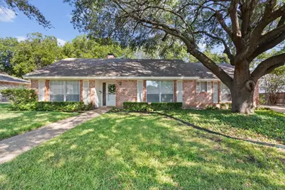 4801 Lake Englewood Drive, Waco, TX 76710 - Photo 1
