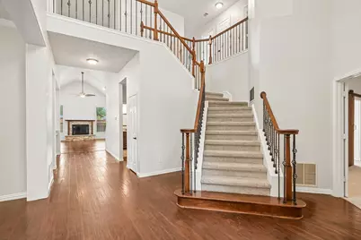 7410 Silverthorn Drive, Rowlett, TX 75089 - Photo 5