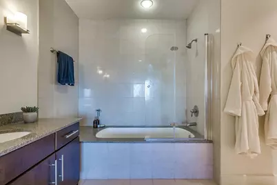 3100 W 7th Street #708, Fort Worth, TX 76107 - Photo 9