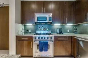 3100 W 7th St, Fort Worth, TX 76107 - Photo 7