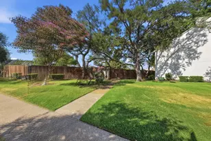 12550 Fireglow Walk, Dallas, TX 75243 - Photo 3