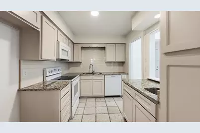 12550 Fireglow Walk, Dallas, TX 75243 - Photo 13
