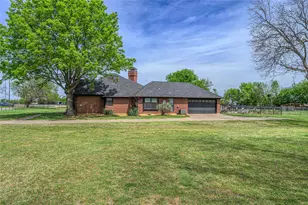 501 N Van Zandt St, Tioga, TX 76271 - Photo 33