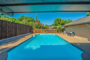 1804 Lincolnshire Dr, Bedford, TX 76021 - Photo 23