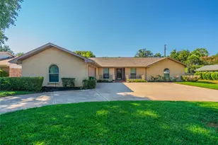 1804 Lincolnshire Dr, Bedford, TX 76021 - Photo 1
