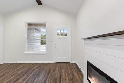 5623 Barkridge Drive, Granbury, TX 76048 - Photo 5