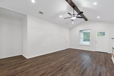 5623 Barkridge Drive, Granbury, TX 76048 - Photo 7