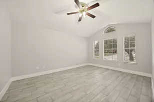 1009 Enlow Cir, Commerce, TX 75428 - Photo 3