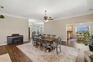 7501 Meadowside Rd, Fort Worth, TX 76132 - Photo 11