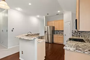 6401 Candletree Ln, McKinney, TX 75070 - Photo 7