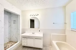 610 Colonial Dr, Garland, TX 75043 - Photo 19