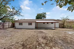 200 Opal St, Saginaw, TX 76179 - Photo 11