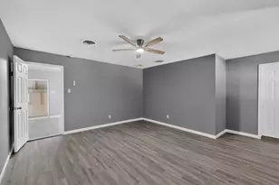 200 Opal St, Saginaw, TX 76179 - Photo 33